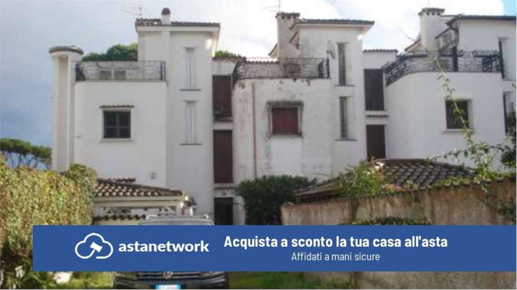 casa indipendente in vendita a Terracina