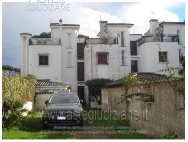 casa indipendente in vendita a Terracina