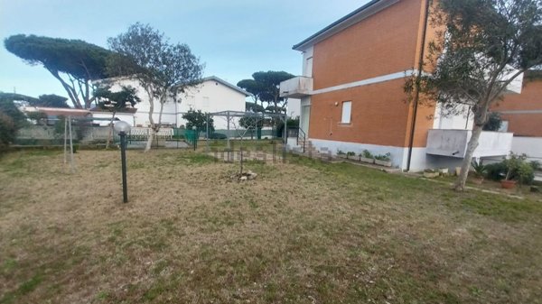 casa indipendente in vendita a Terracina