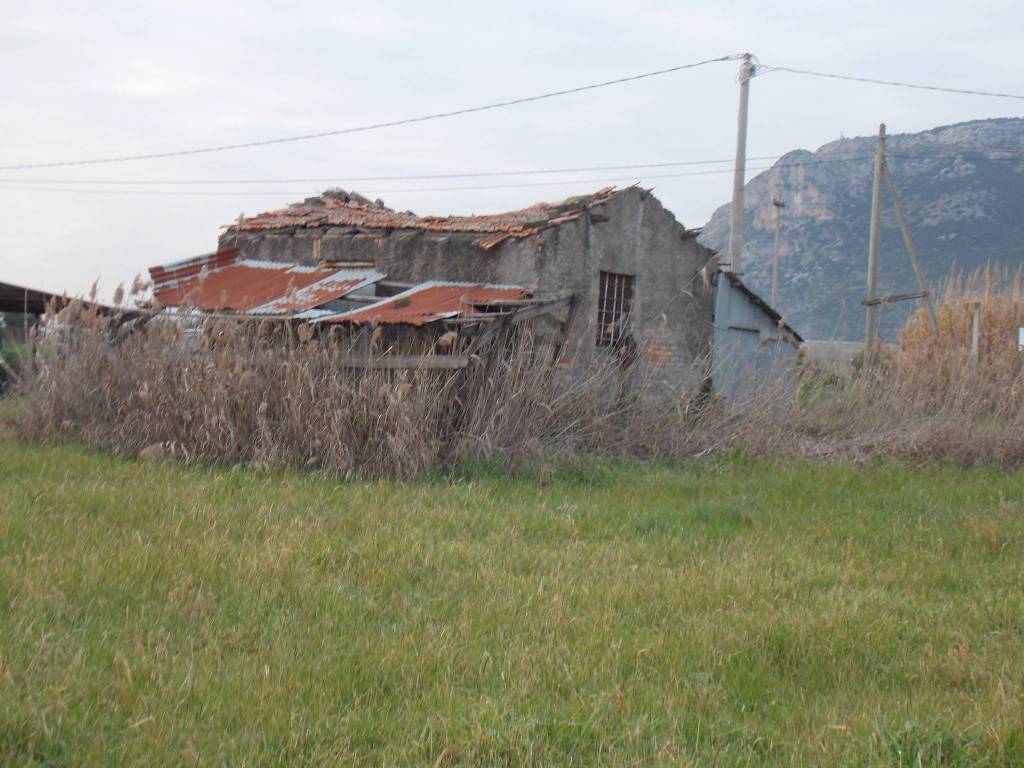 casa indipendente in vendita a Terracina