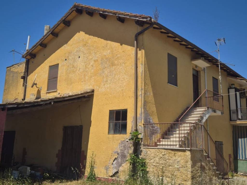 appartamento in vendita a Terracina in zona Hermada