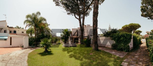 casa indipendente in vendita a Terracina
