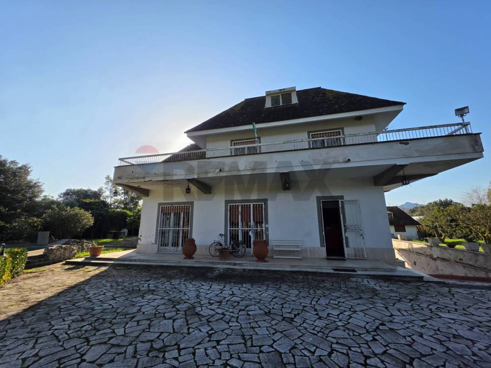 casa indipendente in vendita a Terracina