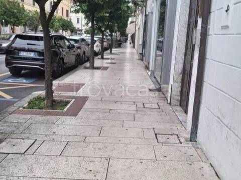 negozio in vendita a Terracina