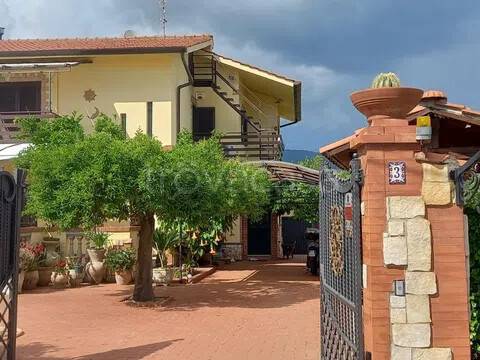casa indipendente in vendita a Terracina