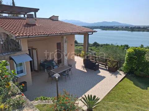 casa indipendente in vendita a Terracina