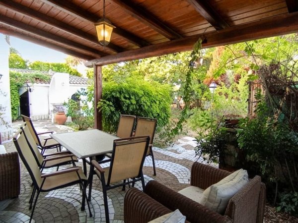 casa indipendente in vendita a Terracina