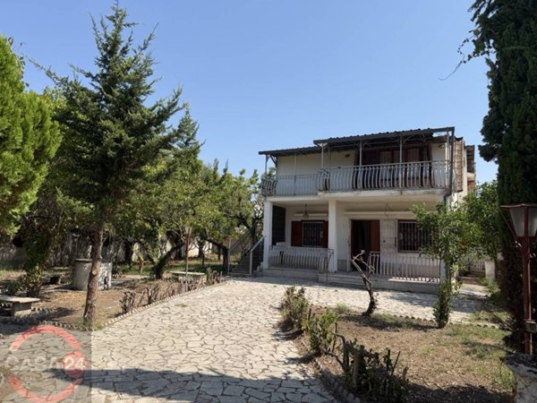 casa indipendente in vendita a Terracina