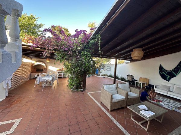 casa indipendente in vendita a Terracina