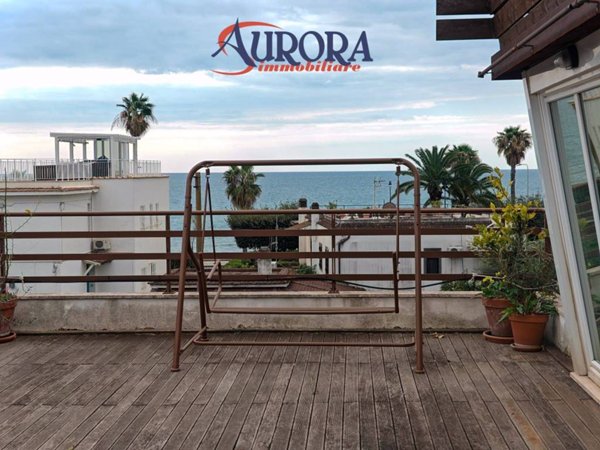 casa indipendente in vendita a Terracina