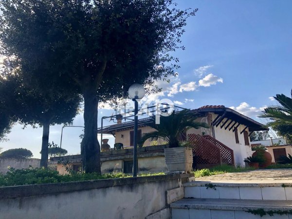 casa indipendente in vendita a Terracina