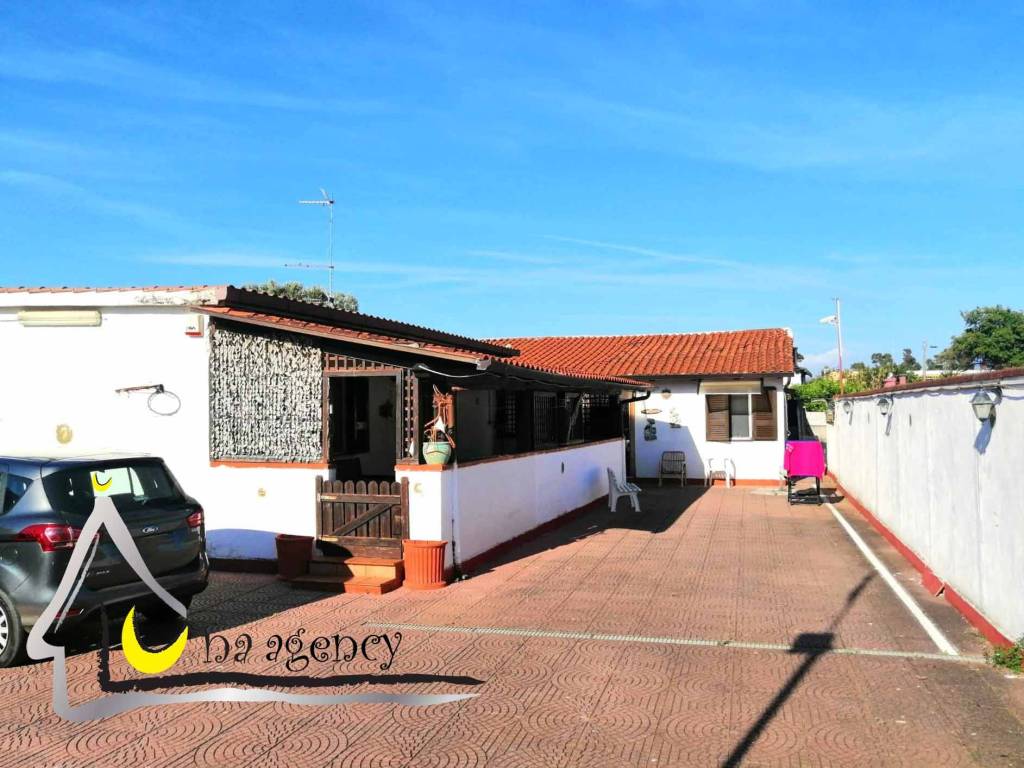 casa indipendente in vendita a Terracina