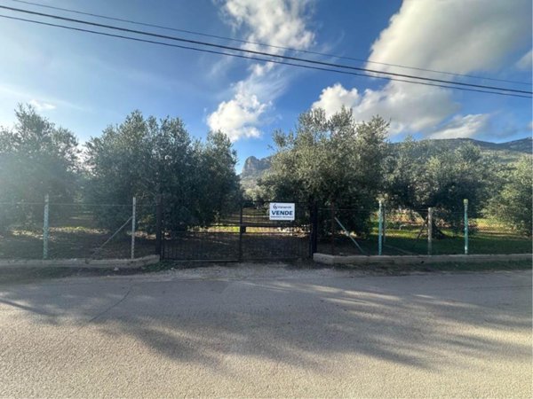 terreno in vendita a Terracina in zona San Benedetto