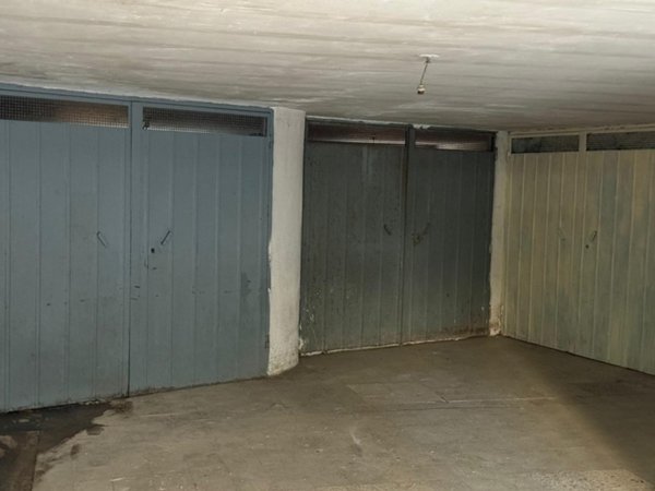 box auto in vendita a Terracina