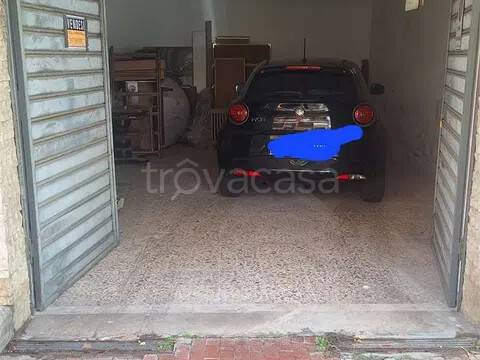 box auto in vendita a Terracina