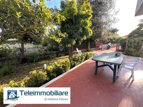 casa indipendente in vendita a Terracina