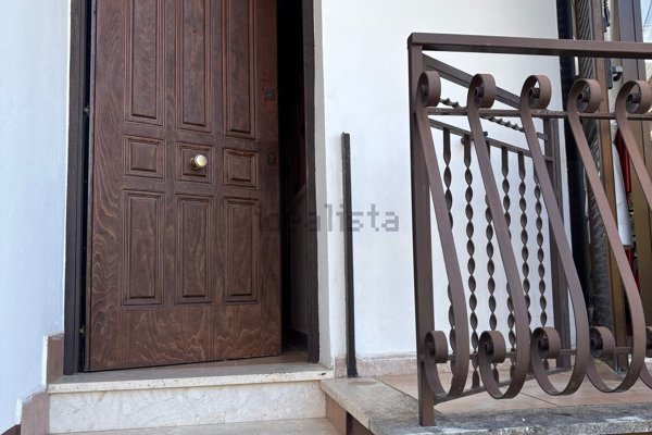 casa indipendente in vendita a Terracina