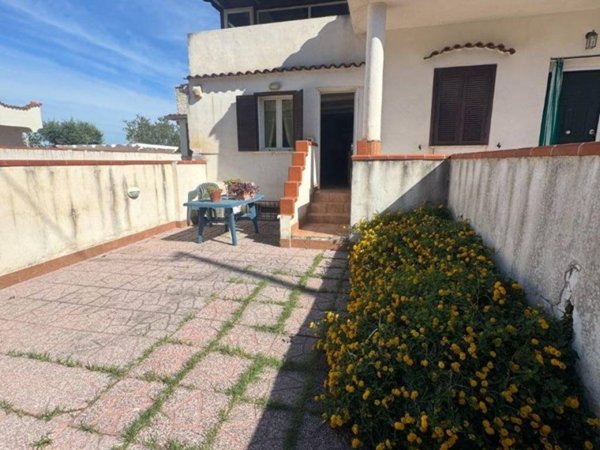 casa indipendente in vendita a Terracina
