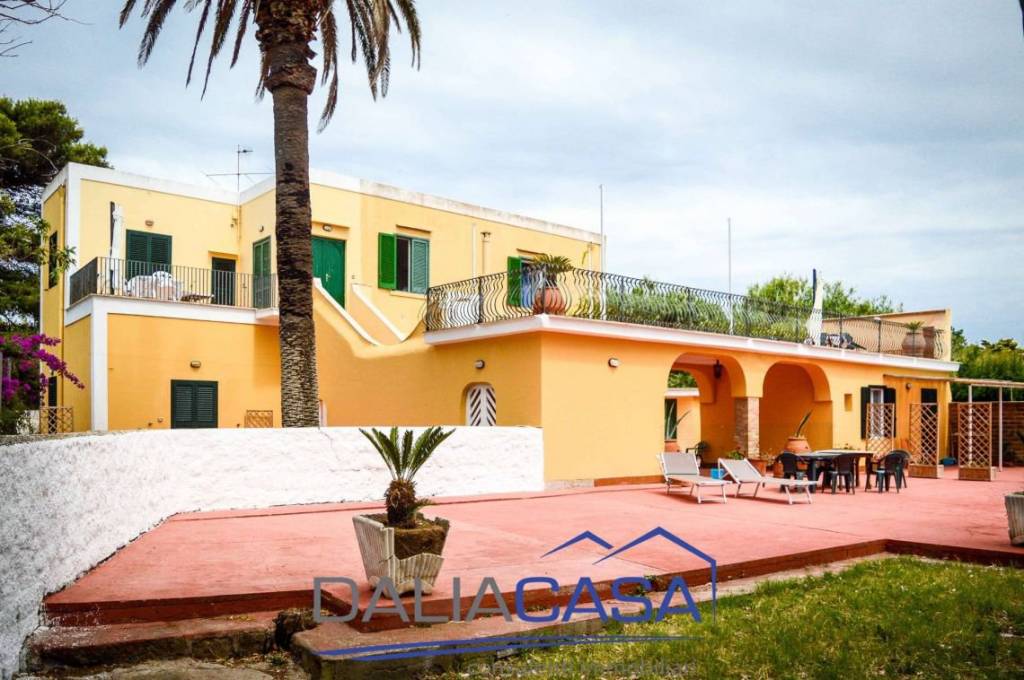 casa indipendente in vendita a Ventotene