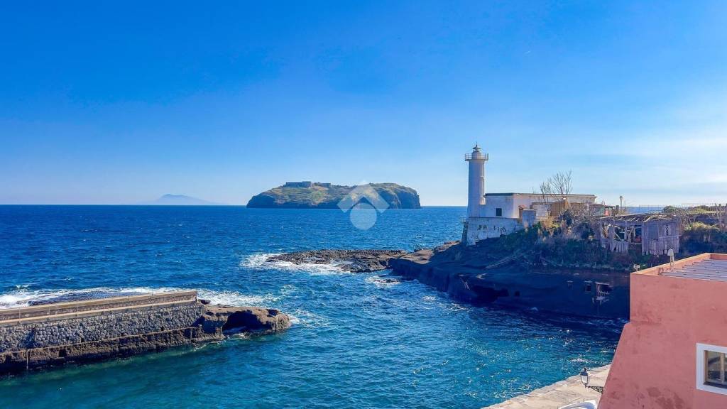 appartamento in vendita a Ventotene