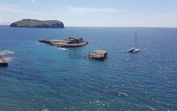 casa indipendente in vendita a Ventotene