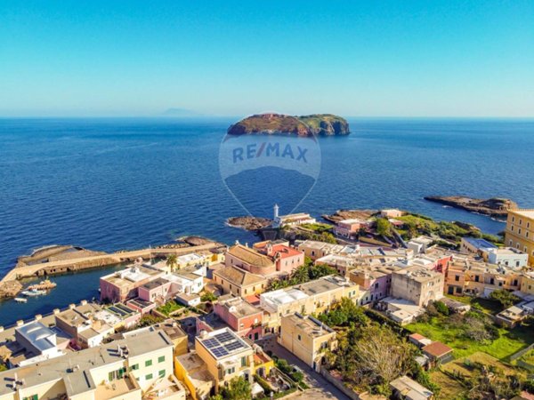 casa indipendente in vendita a Ventotene
