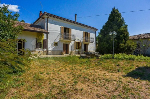 casa indipendente in vendita ad Acquafondata