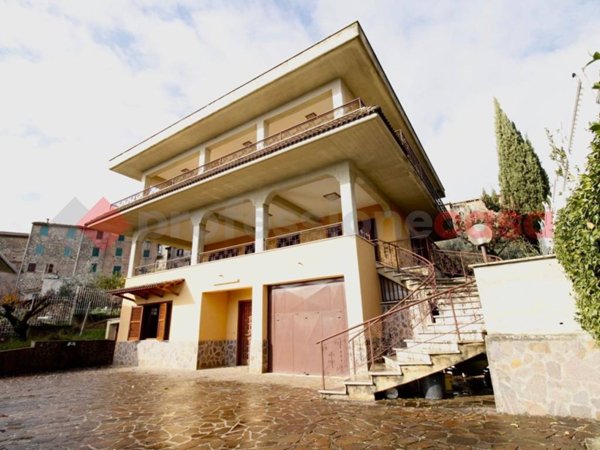 casa indipendente in vendita ad Acuto