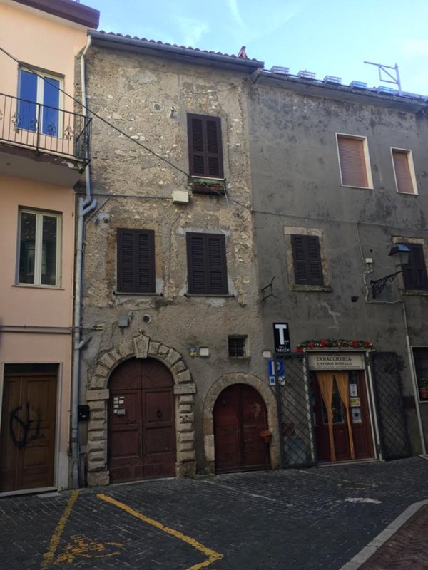 appartamento in vendita ad Acuto