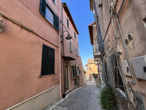 casa indipendente in vendita ad Acuto