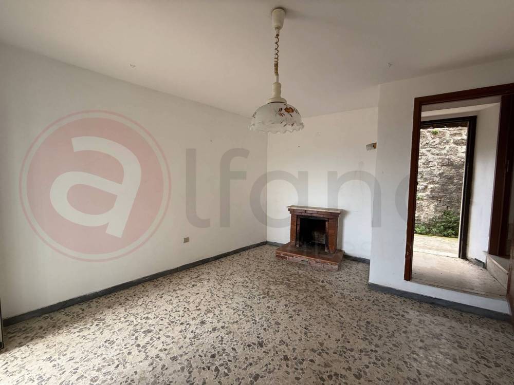 casa indipendente in vendita ad Acuto