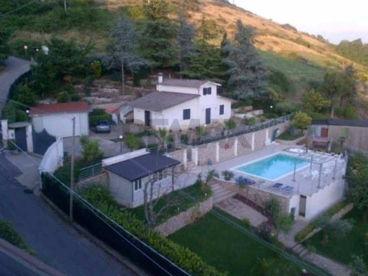 casa indipendente in vendita ad Acuto