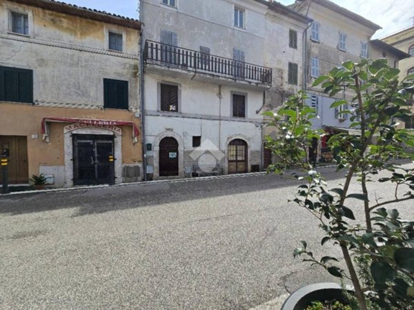 appartamento in vendita ad Acuto