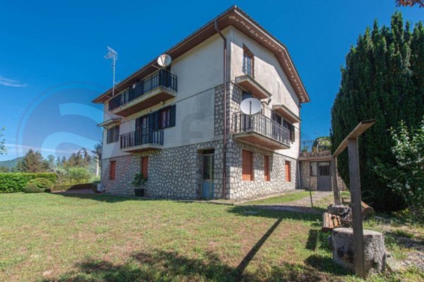 casa indipendente in vendita ad Acuto