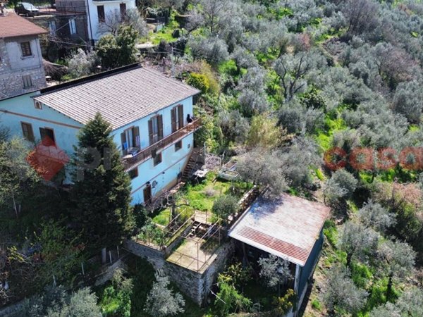 casa indipendente in vendita ad Acuto