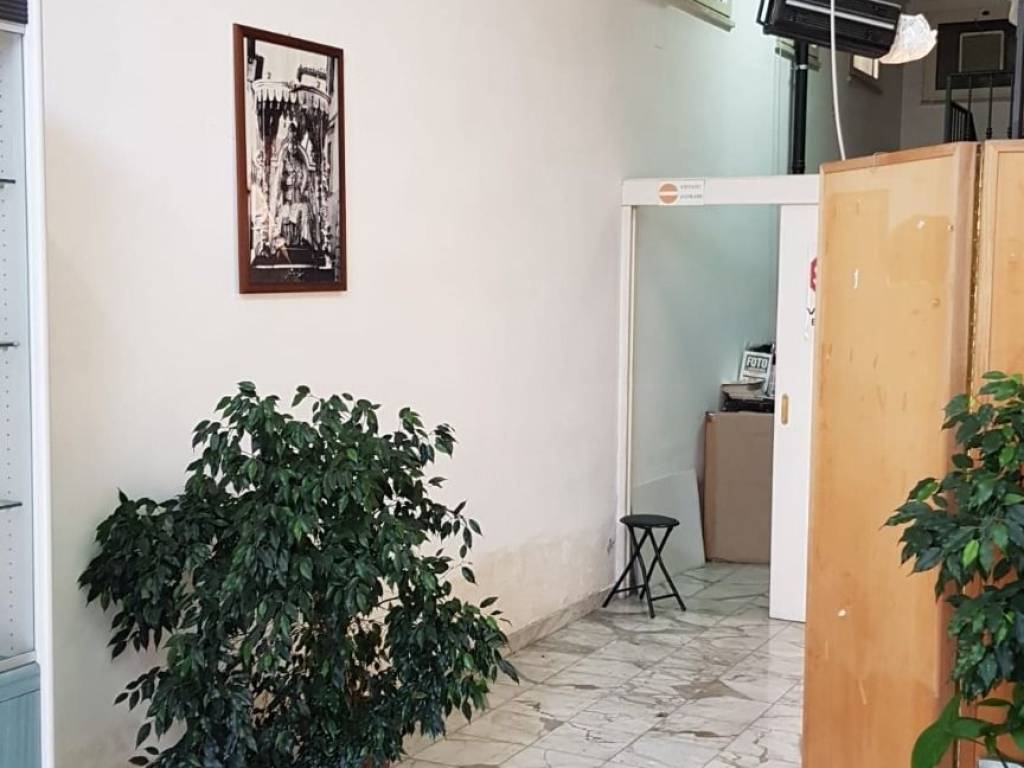 negozio in vendita ad Alatri