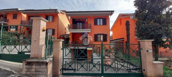 pentavano in vendita ad Alatri
