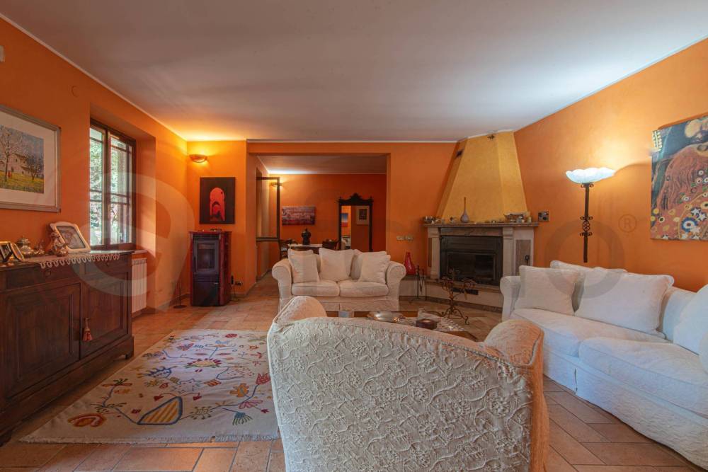 casa indipendente in vendita ad Alatri