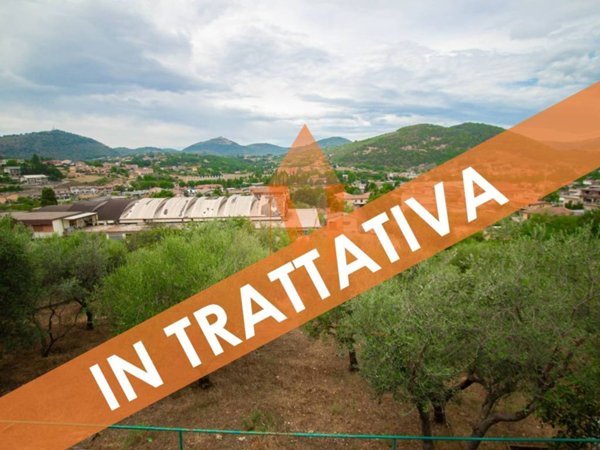 casa indipendente in vendita ad Alatri