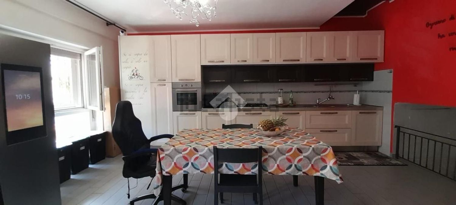 casa indipendente in vendita ad Alatri