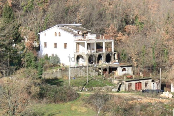 casa indipendente in vendita ad Alatri