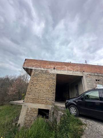casa indipendente in vendita ad Alatri