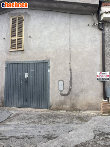 locale commerciale in vendita ad Alatri