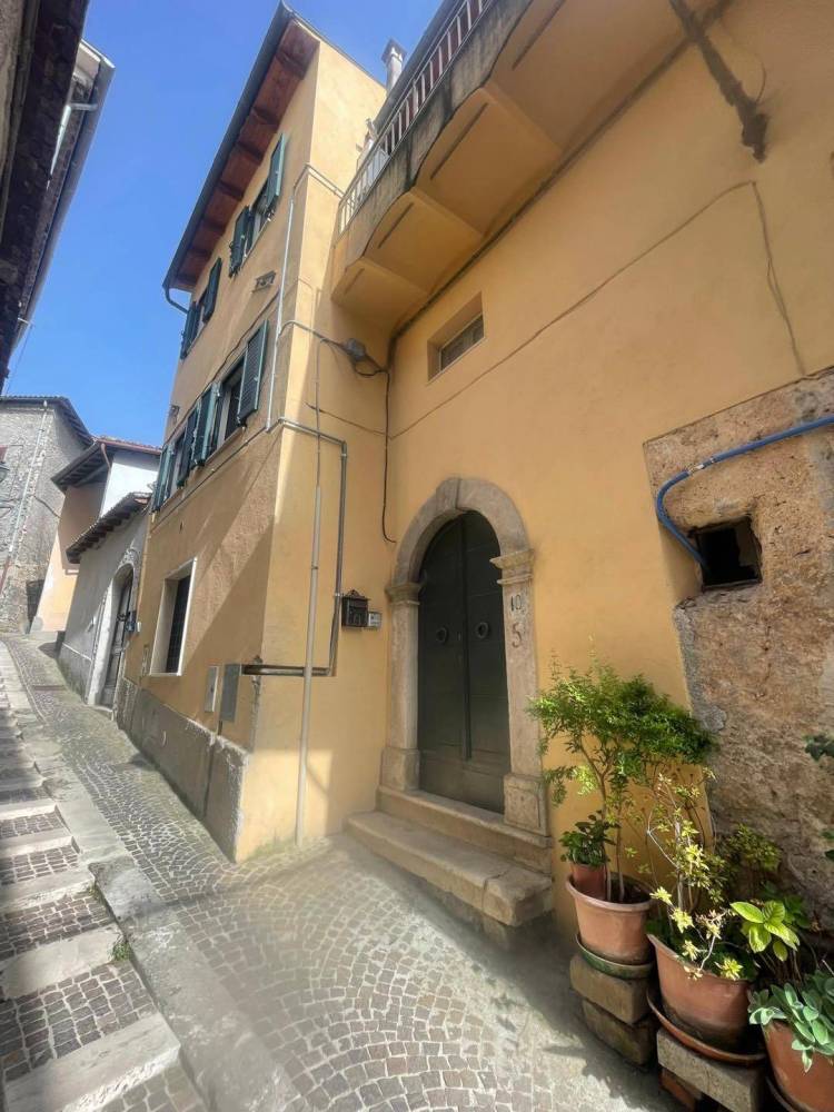 appartamento in vendita ad Alatri