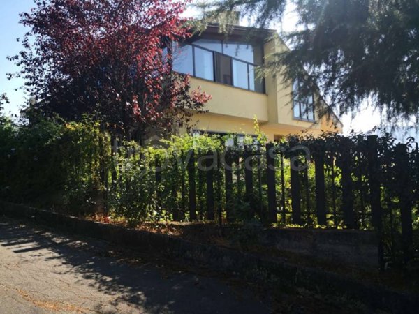 casa indipendente in vendita ad Alatri