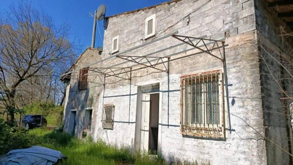 casa indipendente in vendita ad Alatri