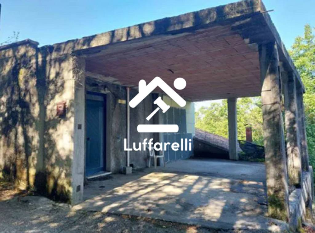 casa indipendente in vendita ad Alatri