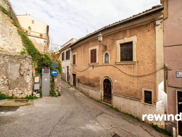 appartamento in vendita ad Alatri
