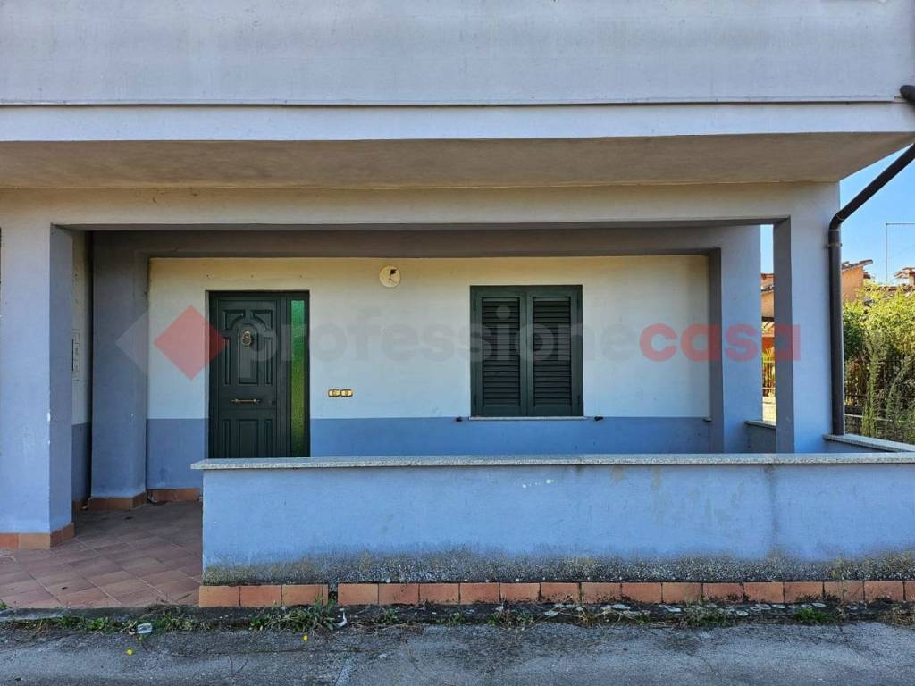 appartamento in vendita ad Alatri in zona Tecchiena