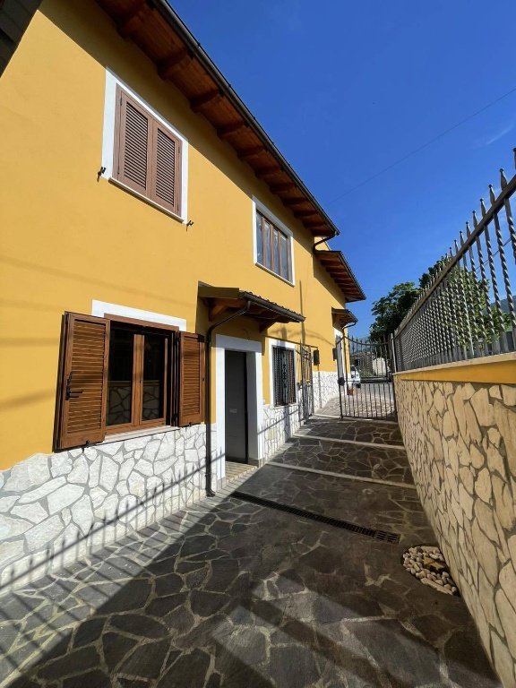 appartamento in vendita ad Alatri